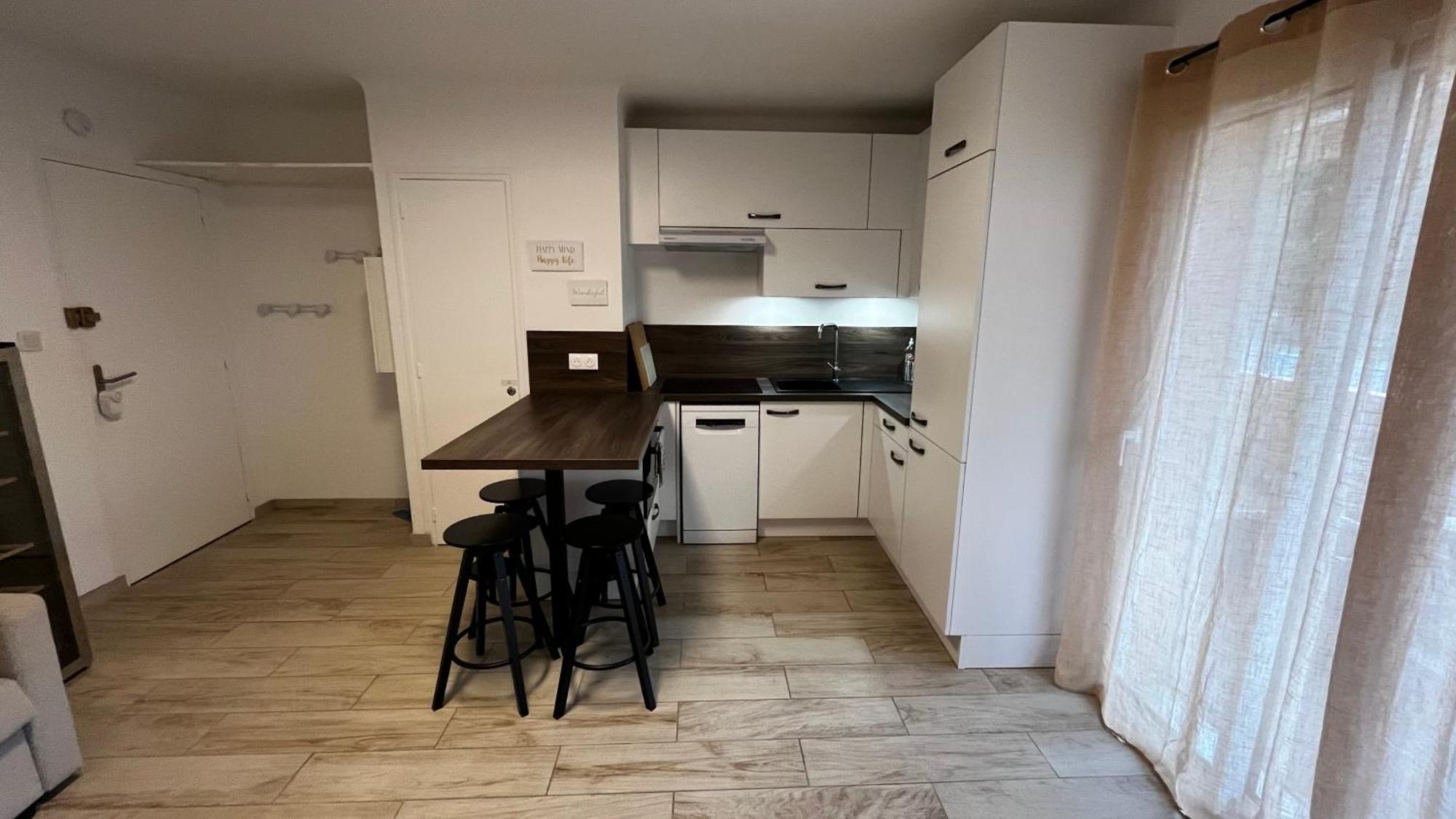 Vacances Arbanaises - Appartements Giens 耶尔 外观 照片