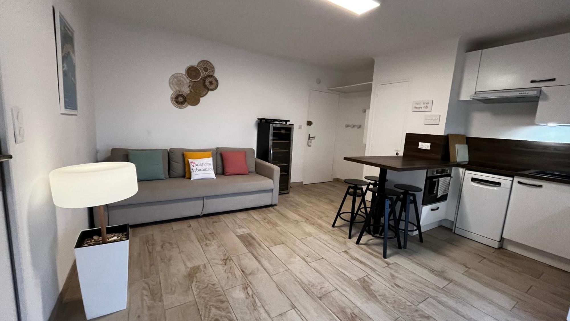 Vacances Arbanaises - Appartements Giens 耶尔 外观 照片
